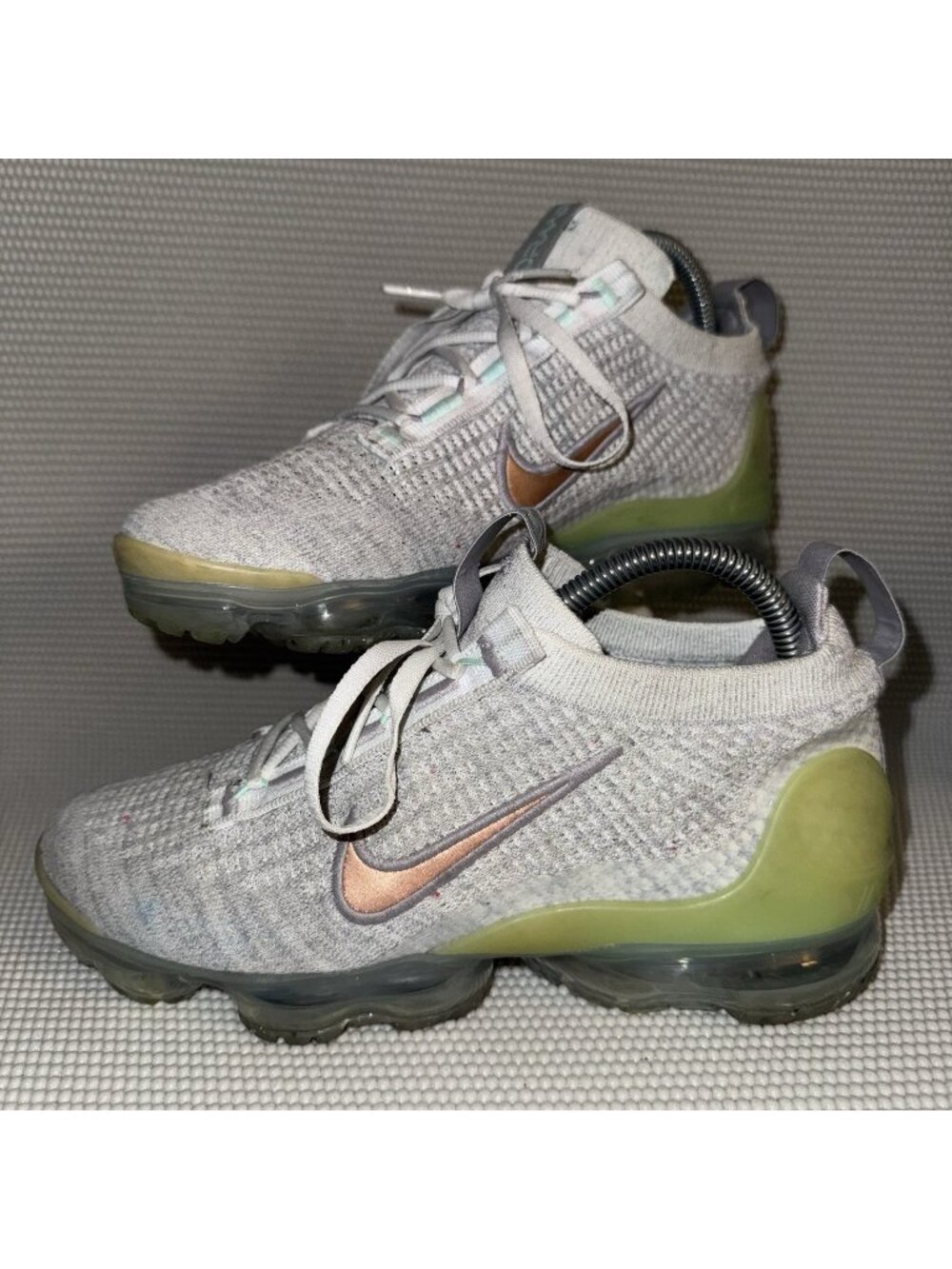 Nike Air VaporMax 2021 Gray Green Athletic Comfort Shoes Sneakers Youth Size 6Y